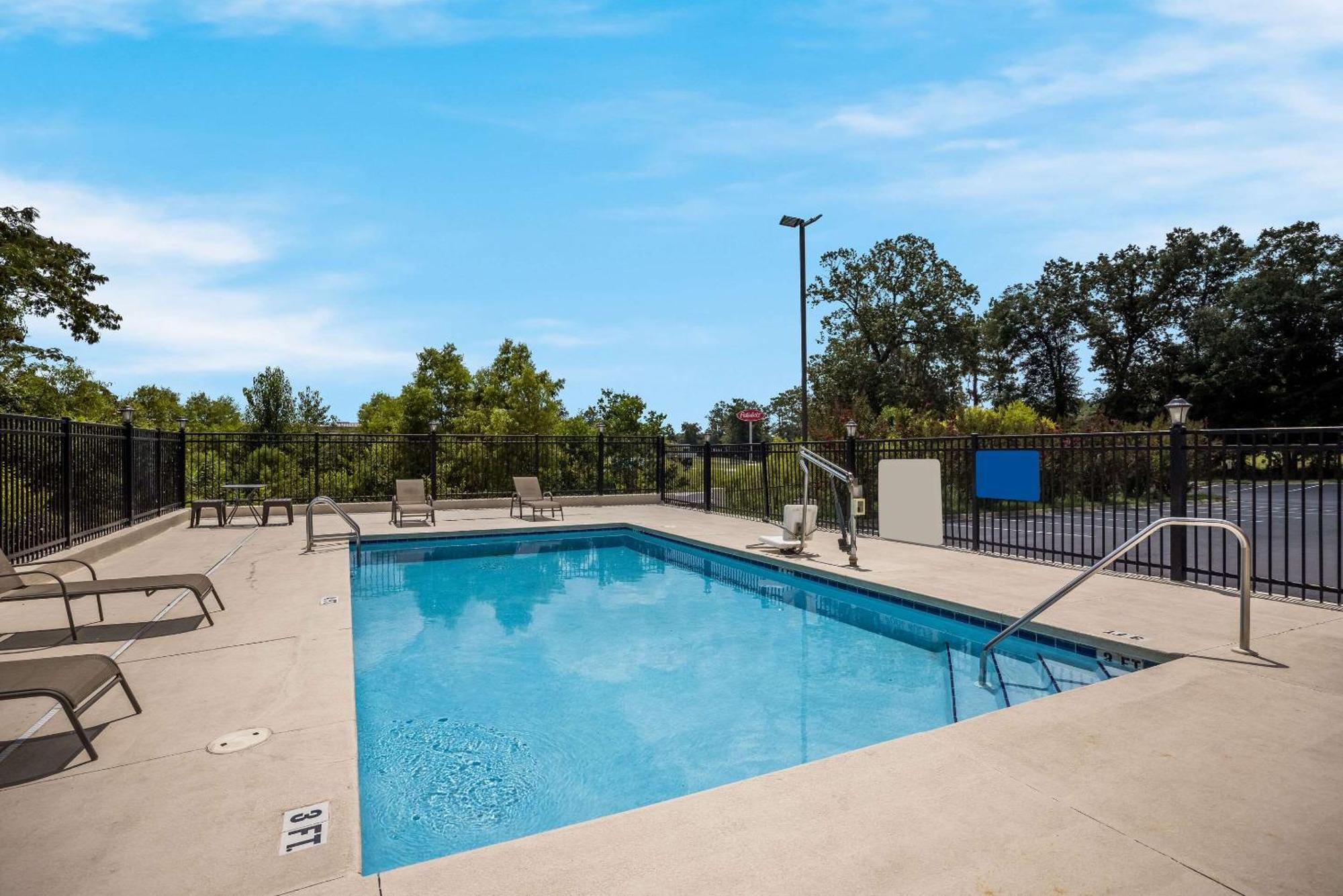 Comfort Inn & Suites Midway - Tallahassee West Εξωτερικό φωτογραφία