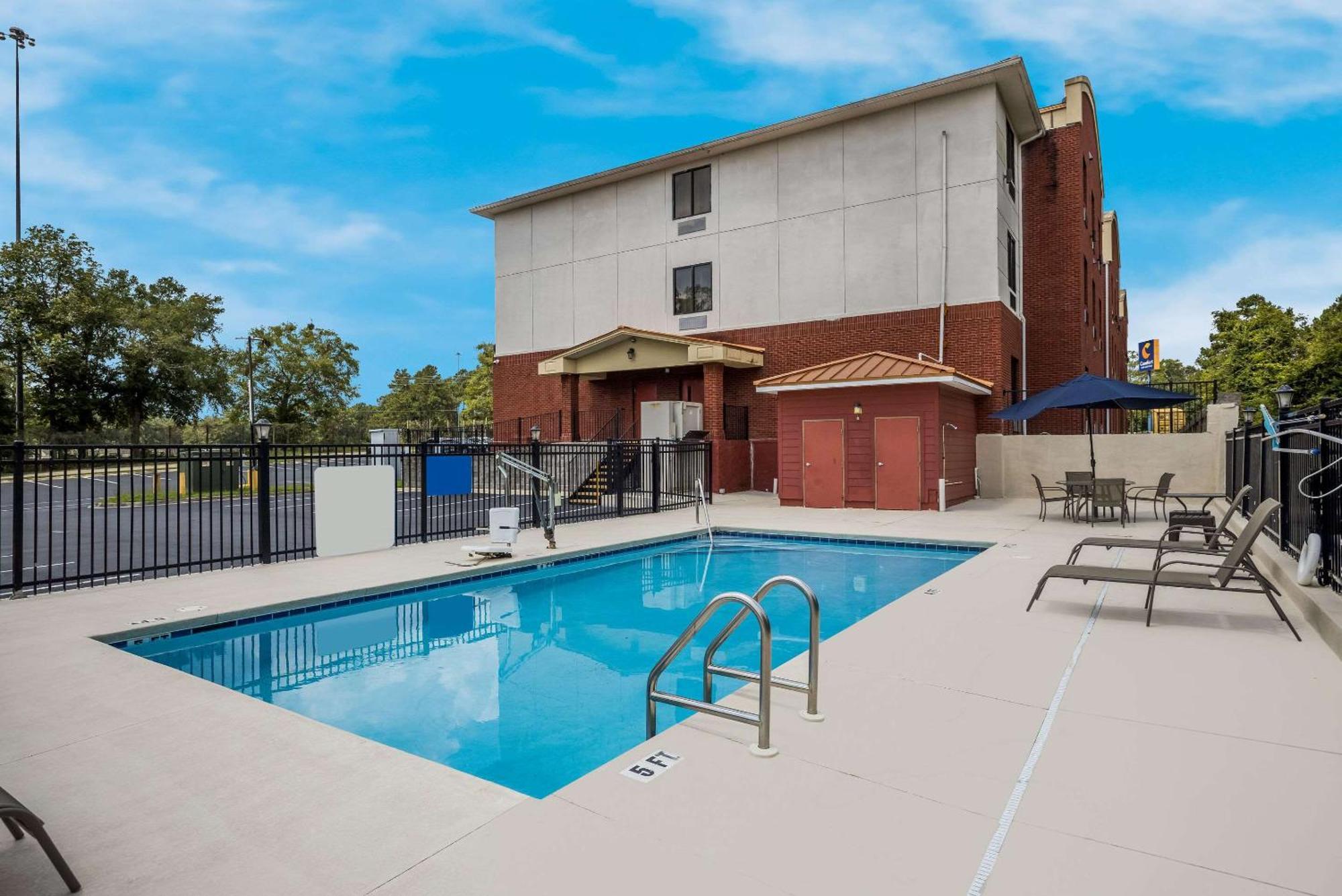 Comfort Inn & Suites Midway - Tallahassee West Εξωτερικό φωτογραφία